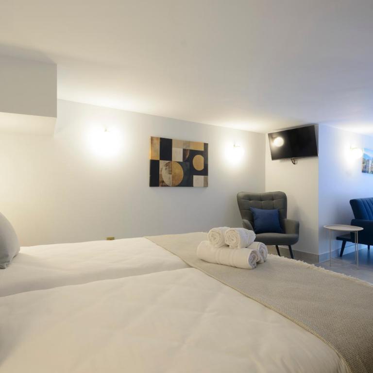 San Lázaro Suites - Three-Bedroom Deluxe Apartment - 10