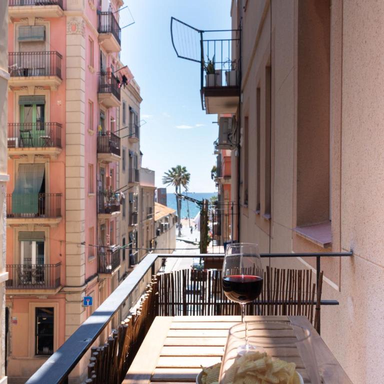 Charming Seaside Apartment in Barceloneta, Renovated with Stunning Sea Views - Apartment mit 1 Schlafzimmer, Meerblick und Terrasse - 7