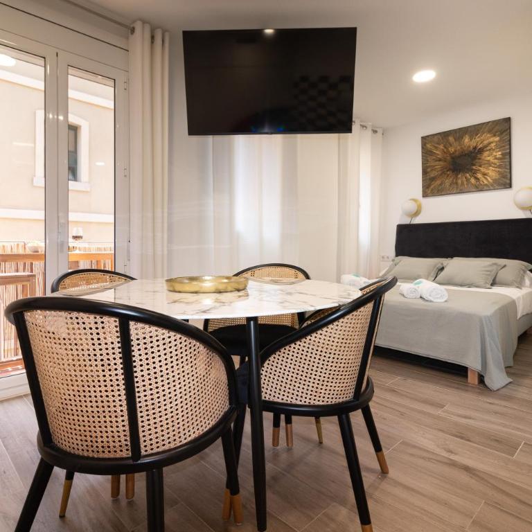 Charming Seaside Apartment in Barceloneta, Renovated with Stunning Sea Views - Apartment mit 1 Schlafzimmer, Meerblick und Terrasse - 1
