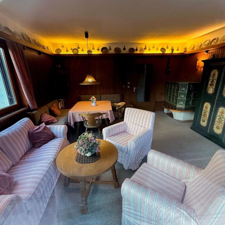 Landhaus Margarete im Feriendorf Reichenbach - Three-Bedroom House with Terrace - 16