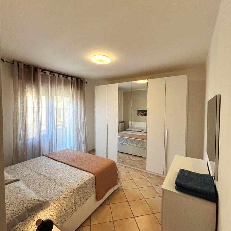 Sacro Cuore Comfort Apartment - 5 Min Walk - Appartamento Standard con 2 Camere da Letto - 2