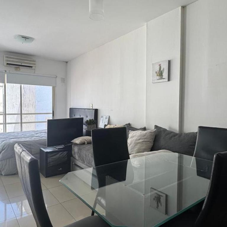 DISEÑO Y CONFORD EN PLENO CENTRO Porteño - Estudio Familiar - 15