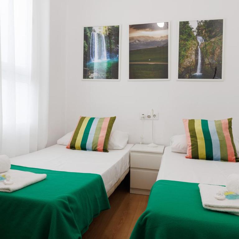 Elegance and Comfort in Barcelona, 4Bedroom Apartment in the Most Exclusive Area - Four-Bedroom Apartment - 4