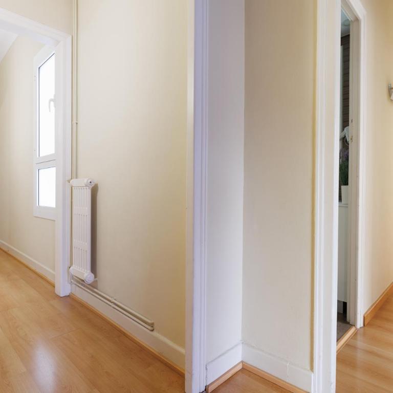 Elegance and Comfort in Barcelona, 4Bedroom Apartment in the Most Exclusive Area - Four-Bedroom Apartment - 38
