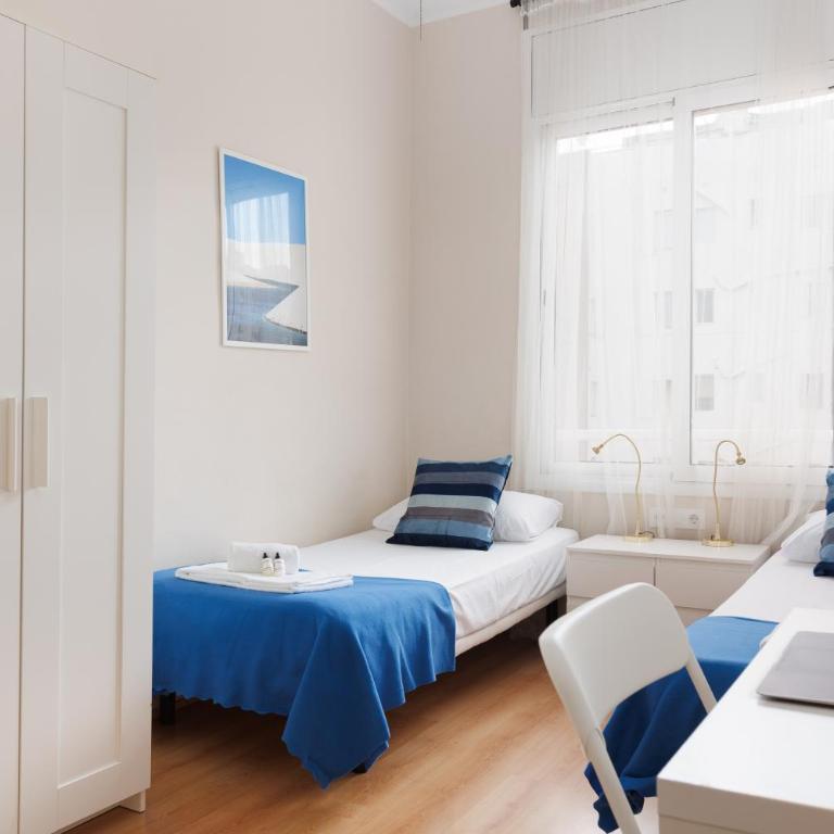 Elegance and Comfort in Barcelona, 4Bedroom Apartment in the Most Exclusive Area - Four-Bedroom Apartment - 23