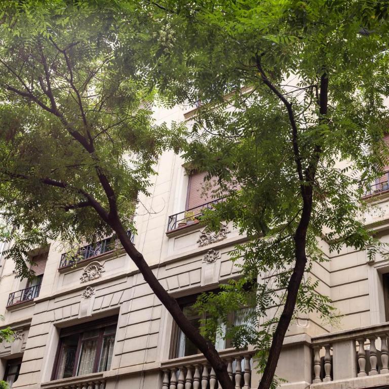 Elegance and Comfort in Barcelona, 4Bedroom Apartment in the Most Exclusive Area - Four-Bedroom Apartment - 45