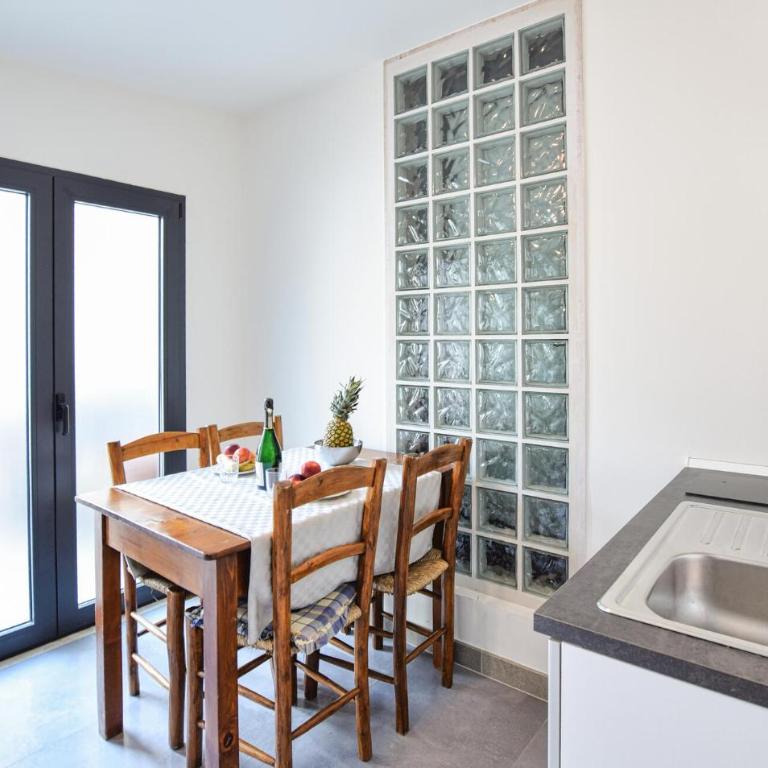 Cozy Apartment In Chioggia With Wifi - Appartamento - 3