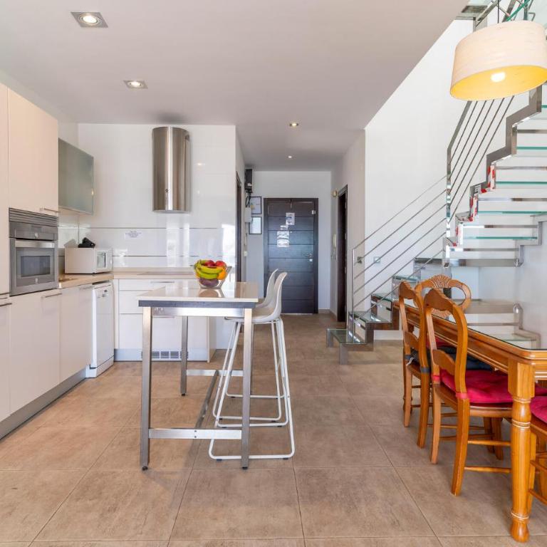Awesome Home In Torrox Costa - Casa de 4 dormitorios - 3