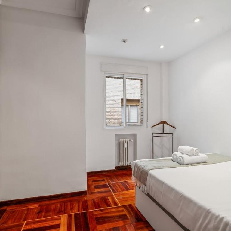 Apartment in Salamanca neighborhood for 5 pax - Bocangel - Three-Bedroom Apartment - 10