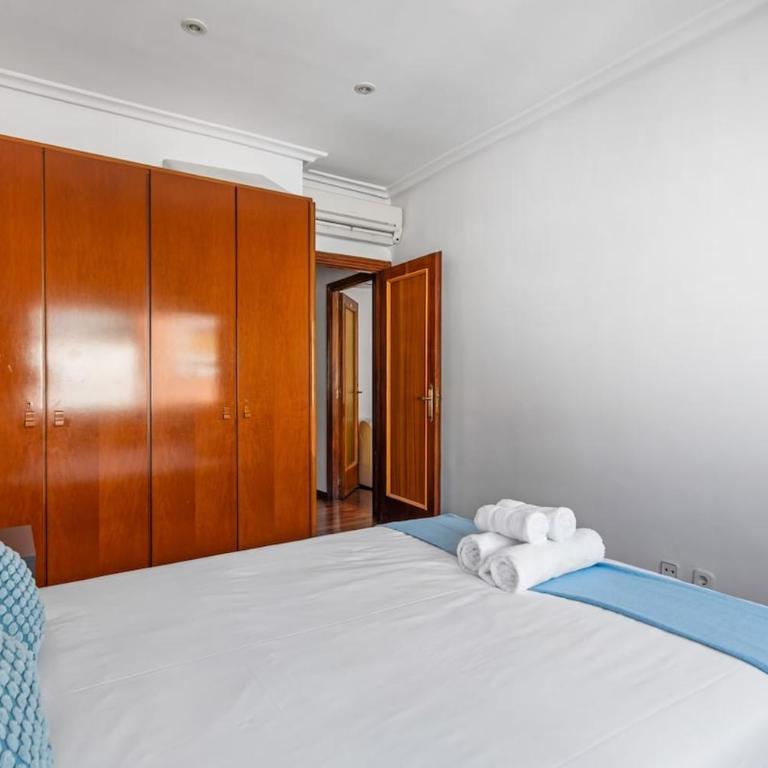 Apartment in Salamanca neighborhood for 5 pax - Bocangel - Three-Bedroom Apartment - 11