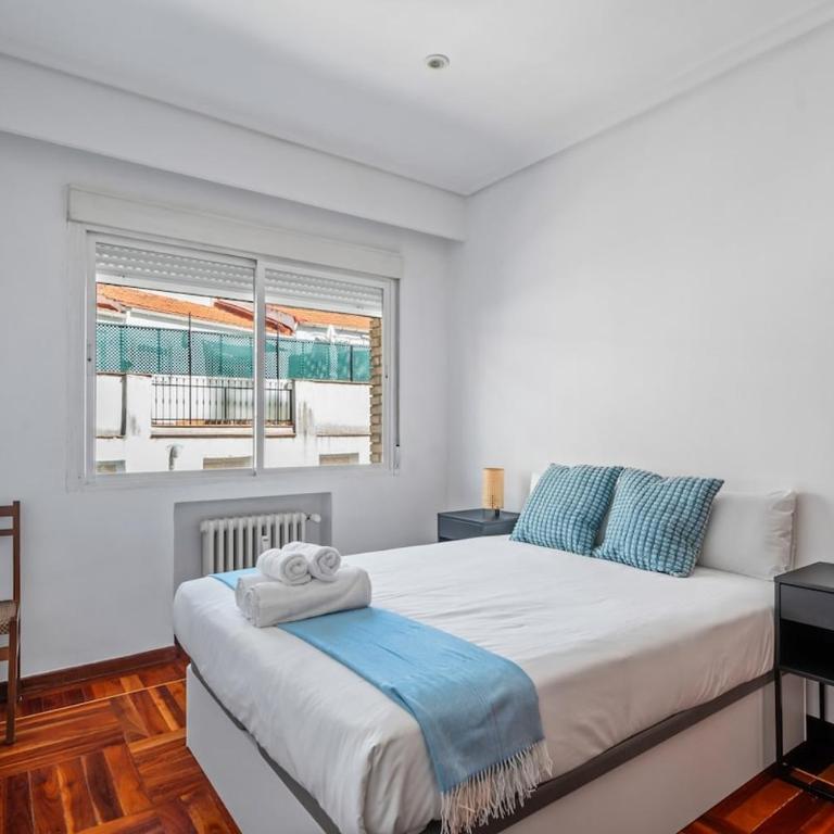Apartment in Salamanca neighborhood for 5 pax - Bocangel - Three-Bedroom Apartment - 13