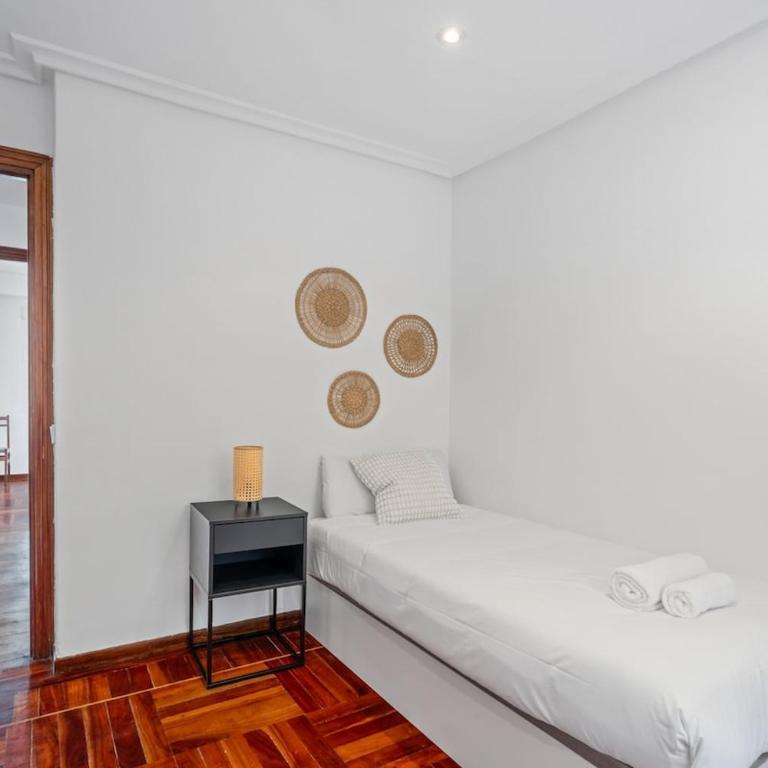 Apartment in Salamanca neighborhood for 5 pax - Bocangel - Three-Bedroom Apartment - 32