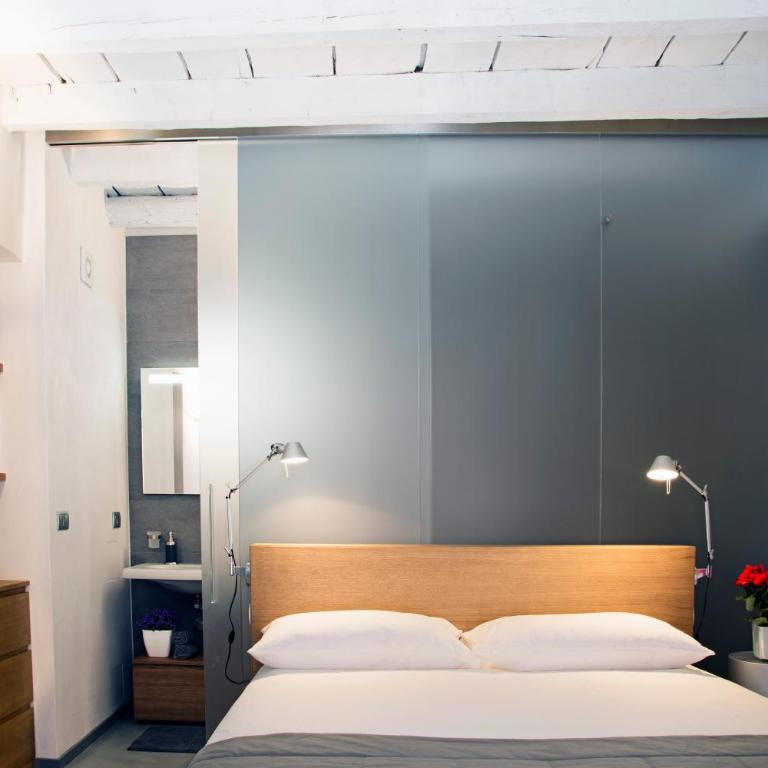 Solferino Suite - One-Bedroom Apartment - 17