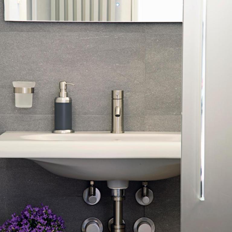 Solferino Suite - One-Bedroom Apartment - 18
