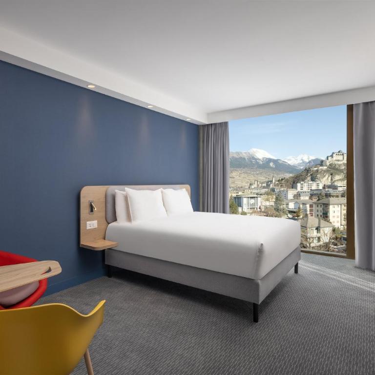 Holiday Inn Express & Suites Sion by IHG - Junior Suite mit Queensize-Bett und Einzelschlafsofa - 14