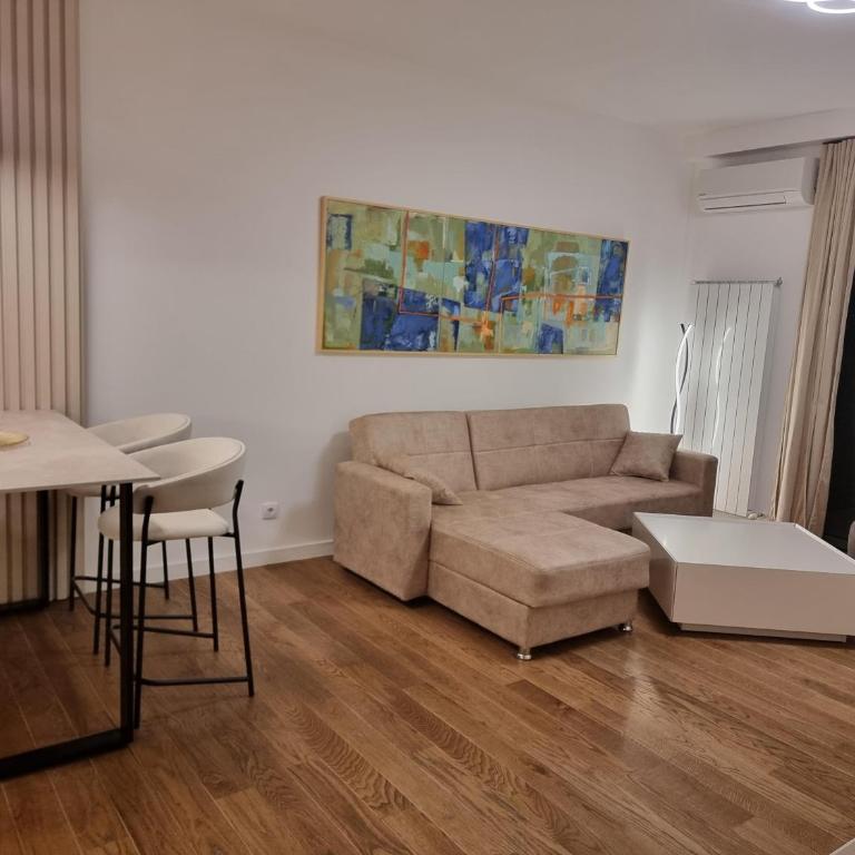 Skyline Lux Apartment by Planet Residence - One-Bedroom Apartment - 2