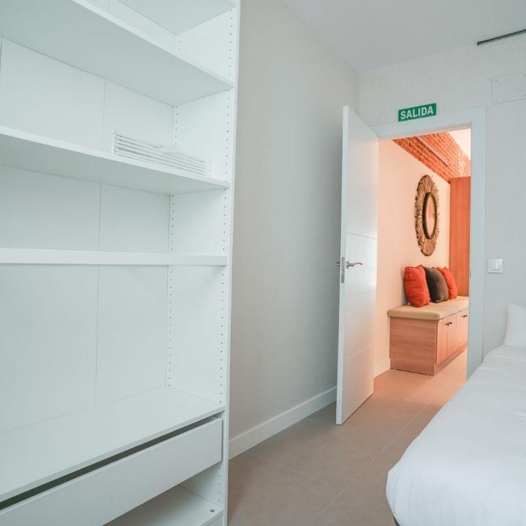 Modern apartment-2Bedrooms 1Bath-Cuatro Caminos - Two-Bedroom Apartment - 19