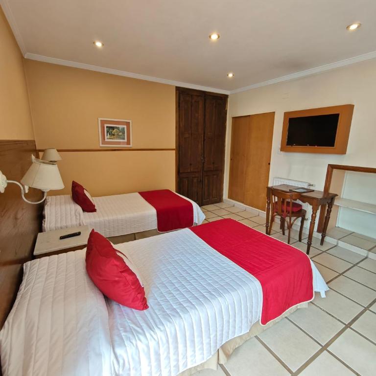 Hotel Francia - Habitación Doble Estándar - 2 camas - 6
