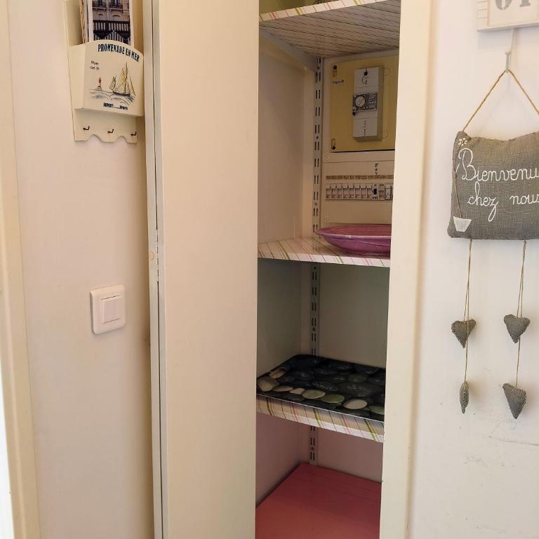 Joli appartement familial, 2 chambres, calme et soleil - Two-Bedroom Apartment - 22