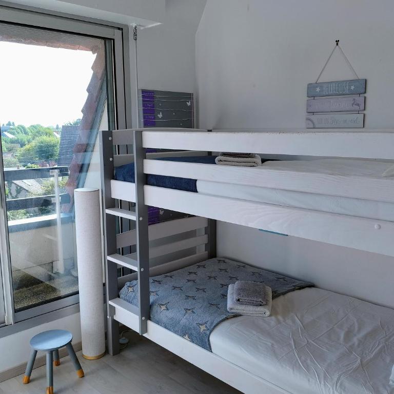 Joli appartement familial, 2 chambres, calme et soleil - Two-Bedroom Apartment - 17