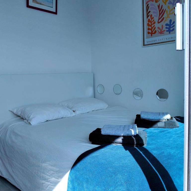 Joli appartement familial, 2 chambres, calme et soleil - Two-Bedroom Apartment - 14