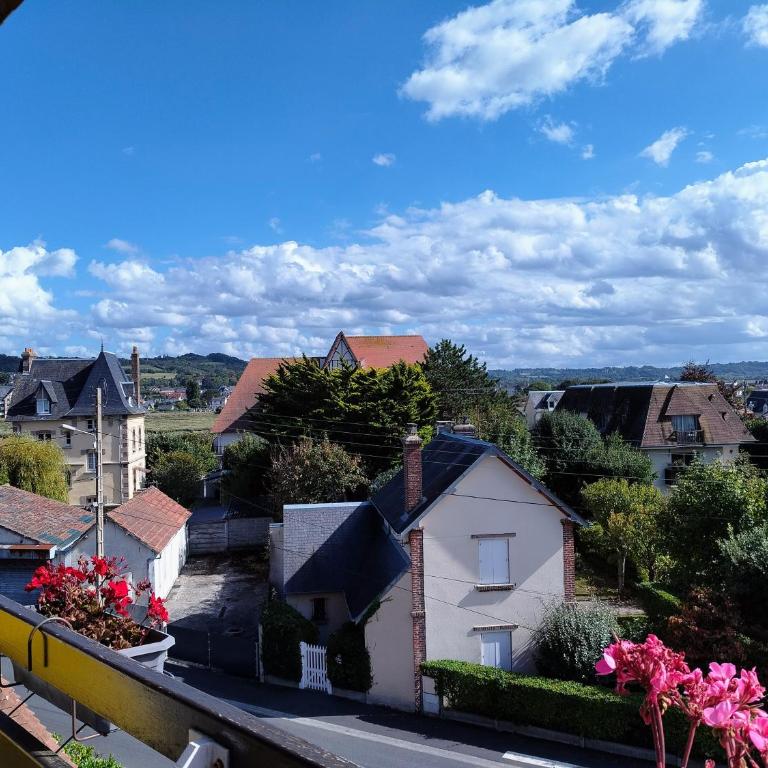 Joli appartement familial, 2 chambres, calme et soleil - Two-Bedroom Apartment - 24
