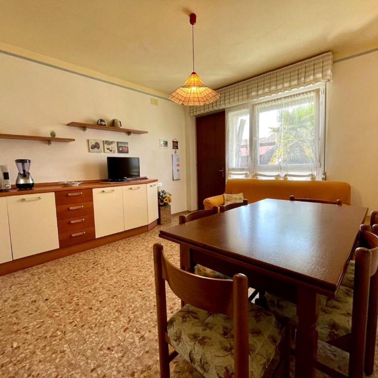 Comfortable villa near the beach - Villa - 5