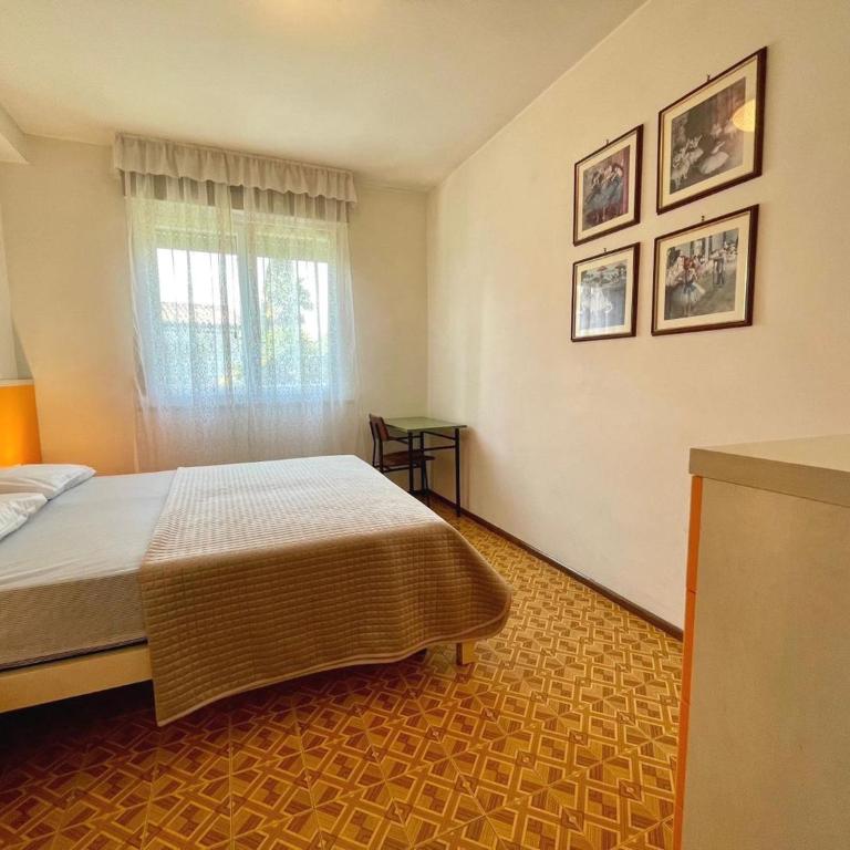 Comfortable villa near the beach - Villa - 12