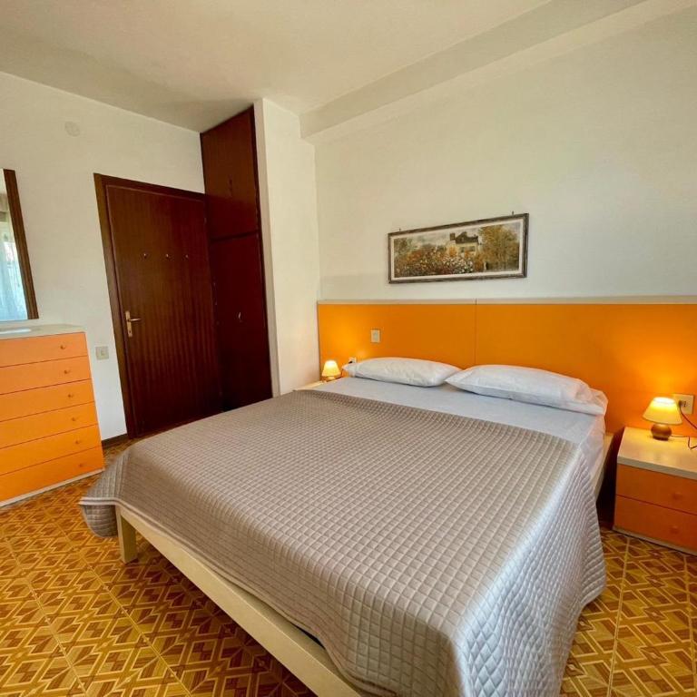 Comfortable villa near the beach - Villa - 8