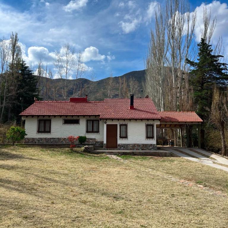 Hermosa casa de Montaña en El Salto ! - Casa de 3 dormitorios - 1