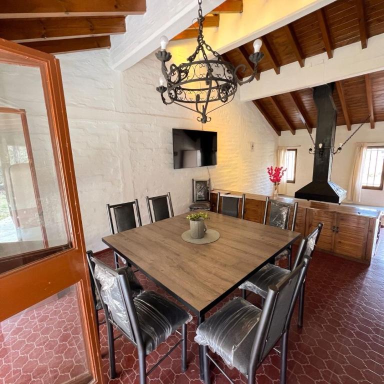 Hermosa casa de Montaña en El Salto ! - Casa de 3 dormitorios - 2