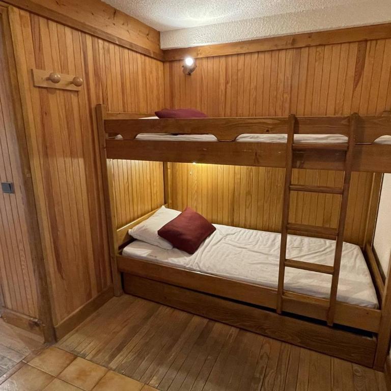 Chalet Roselend T2 cabine, splendide vue montagne proche pistes et commerces - 7 personnes - ASAI218-008 - Apartment mit 1 Schlafzimmer - 12