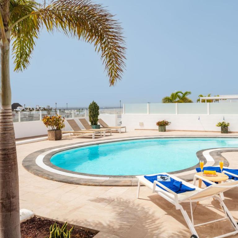 VILLA ALAY by Buenavilla - Three-Bedroom Villa - 23