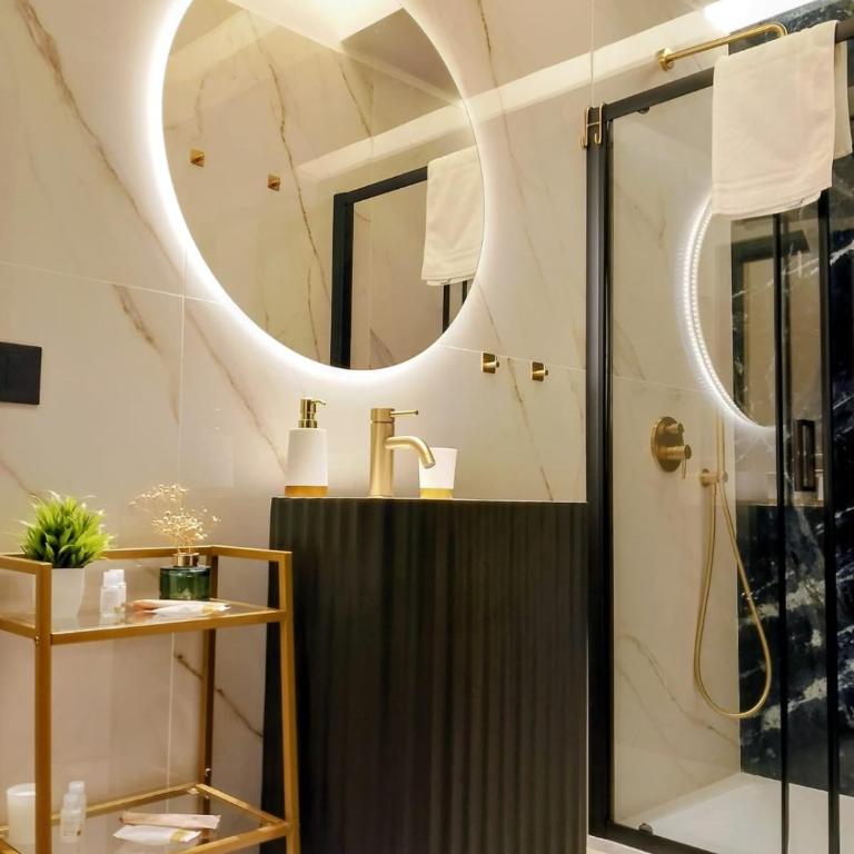 Incanto Suites Italy - Camera Queen con Vasca Idromassaggio - 6