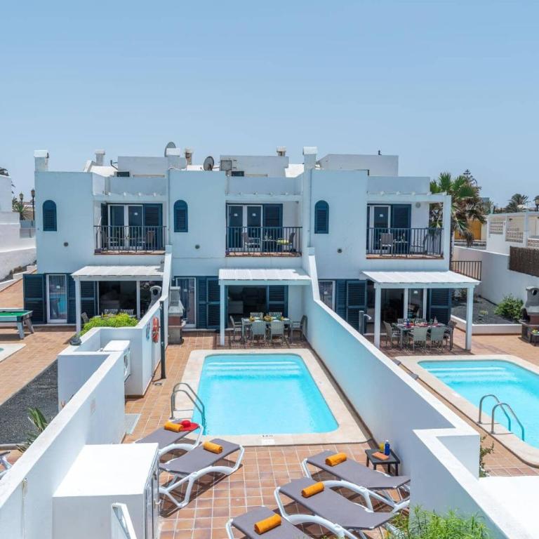 Villa Buena Vista by Villa Plus - Villa - 17
