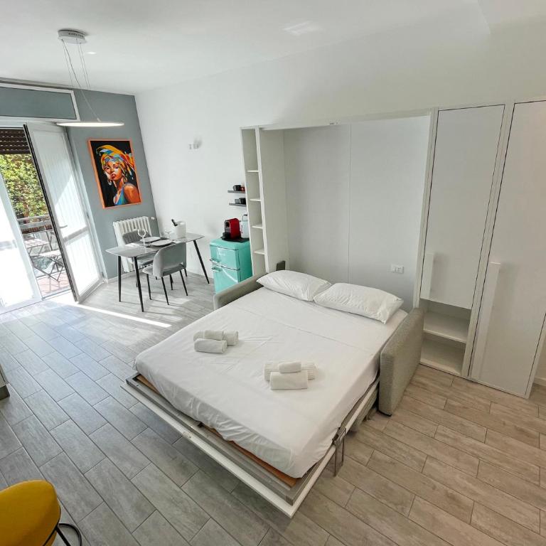 B&B Monolocale Veniero Fiera Milano - Monolocale con Balcone - 10