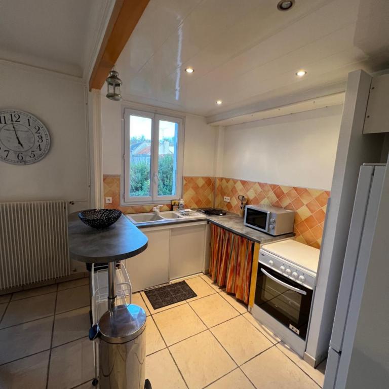 Grand T3 avec parking privé, centre & caves à champagne - Apartment mit 2 Schlafzimmern - 6