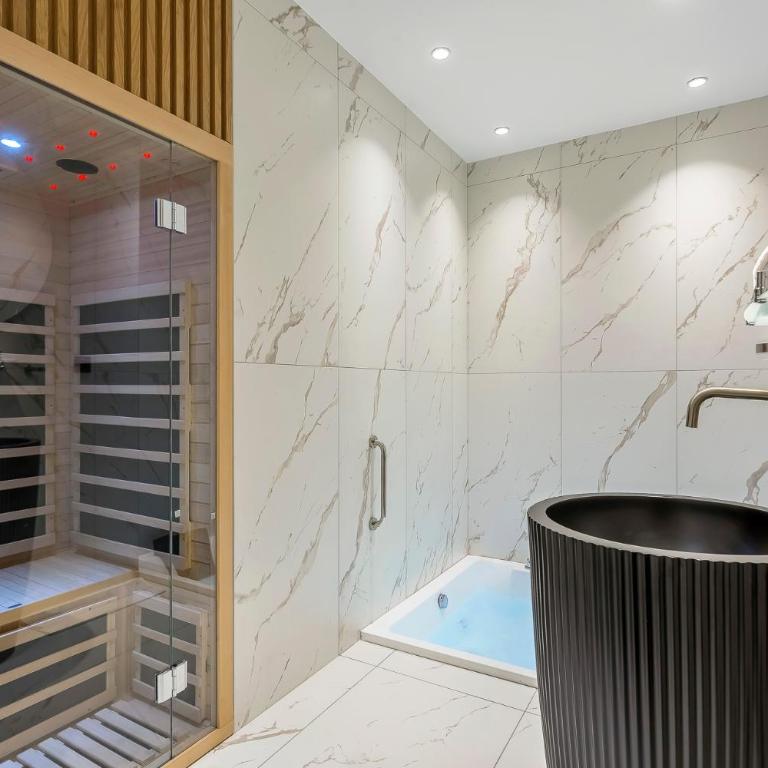 L'Exclusif Spa Suites Prestige Lyon Croix-Rousse - Suite Deluxe con bañera de hidromasaje - 3