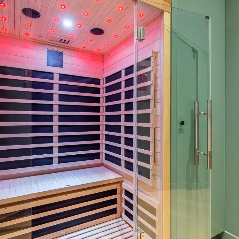 L'Exclusif Spa Suites Prestige Lyon Croix-Rousse - Suite Deluxe con bañera de hidromasaje - 4