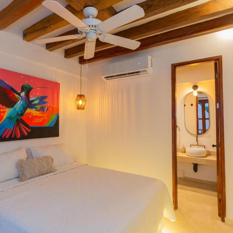 Casa Bali Castillo View Private Pool & Rooftop, Near Historic Center - Three-Bedroom House - 47