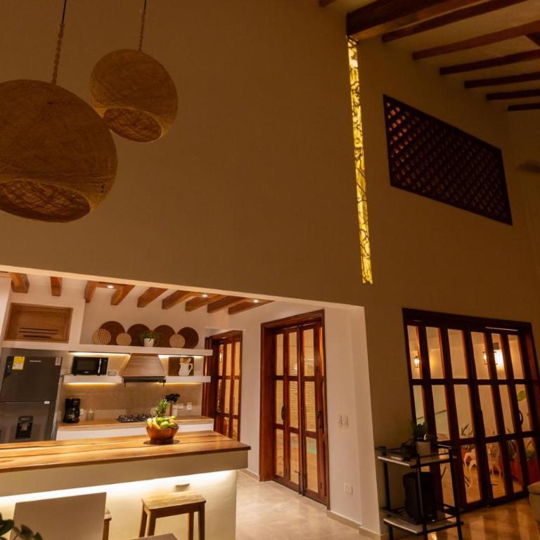 Casa Bali Castillo View Private Pool & Rooftop, Near Historic Center - Three-Bedroom House - 64