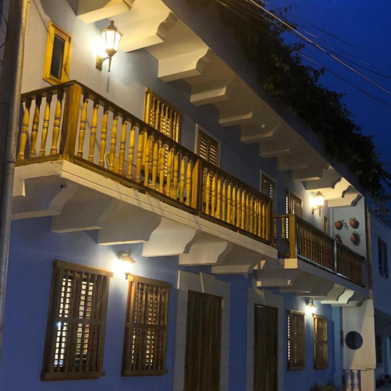 Casa Bali Castillo View Private Pool & Rooftop, Near Historic Center - Three-Bedroom House - 66