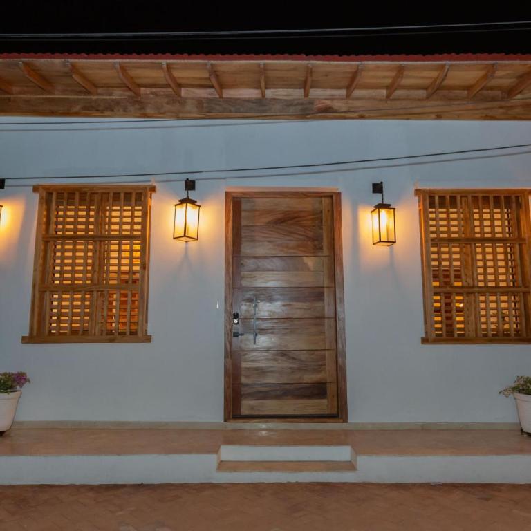 Casa Bali Castillo View Private Pool & Rooftop, Near Historic Center - Three-Bedroom House - 69