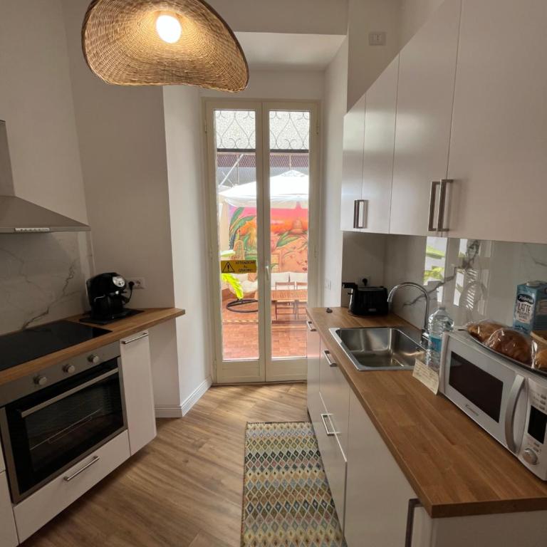 SPAZIO apARTment di stile METROC 8 stops to COLOSSEO - Appartement 1 Chambre - 55