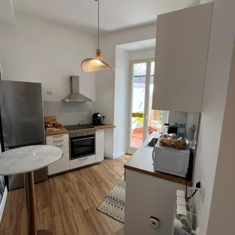 SPAZIO apARTment di stile METROC 8 stops to COLOSSEO - Appartement 1 Chambre - 60