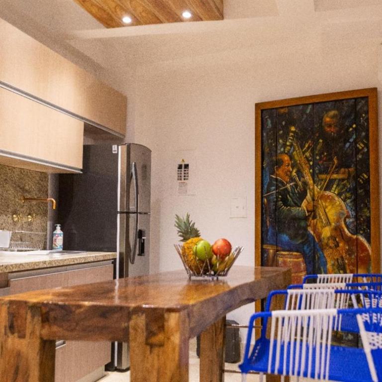 Blue House Castillo View Private Jacuzzi & Colonial Balconies - Two-Bedroom House - 8