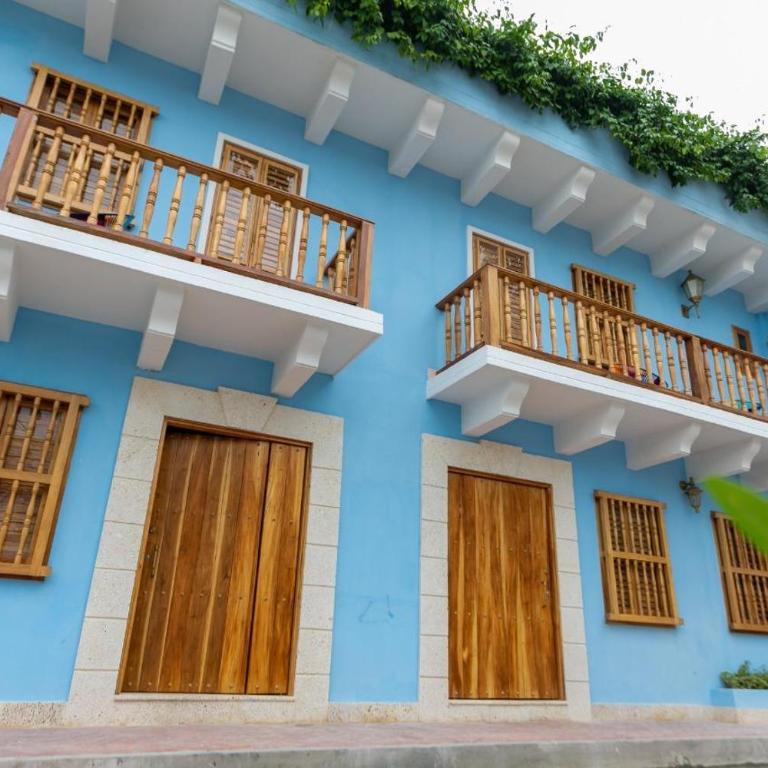 Blue House Castillo View Private Jacuzzi & Colonial Balconies - Two-Bedroom House - 6