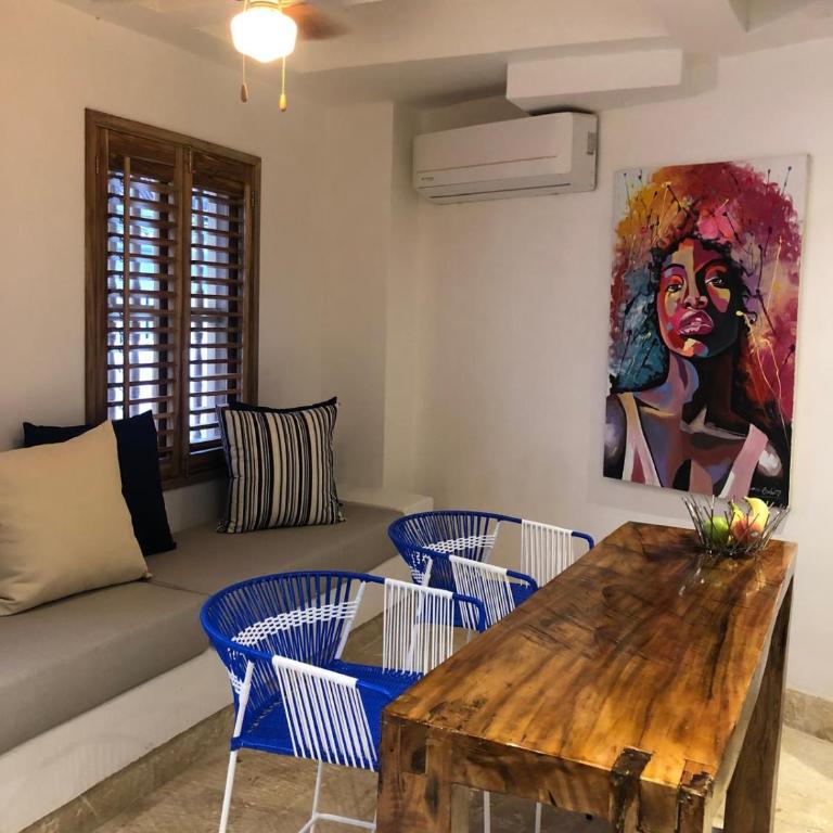 Blue House Castillo View Private Jacuzzi & Colonial Balconies - Two-Bedroom House - 15