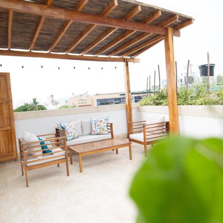 Blue House Castillo View Private Jacuzzi & Colonial Balconies - Two-Bedroom House - 35