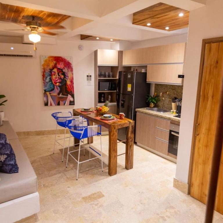 Blue House Castillo View Private Jacuzzi & Colonial Balconies - Two-Bedroom House - 38